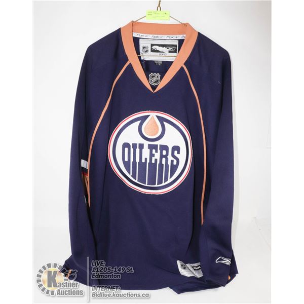 EDMONTON OILERS SZ LARGE HOCKEY JERSEY