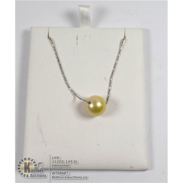 LARGE 14MM SALT WATER YELLOW WHITE PEARL FLOATING ON A 925 SILVER STRING HEIRING BONE CHAIN