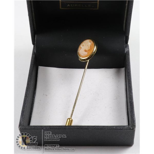 1950S CAMEO GOLD NECK CUFF PIN
