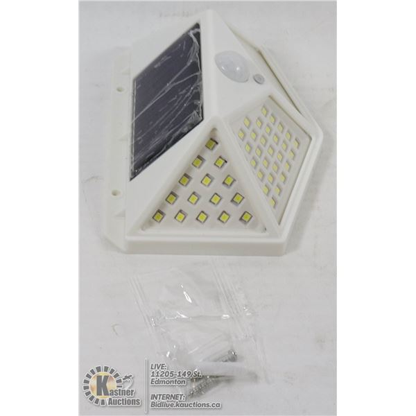 1-100 LED MOTION SOLAR LIGHT