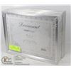 Image 1 : 5 NEW METAL PICTURE FRAMES 8.5" X 11" STILL IN WRAPPING