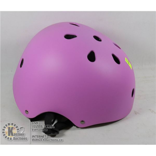 SPORT HELMET SIZE MEDIUM