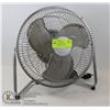 Image 1 : PELONIS 10 INCH 2-SPEED TABLE/FLOOR FAN - ALL METAL, LIGHTWEIGHT, WORKING