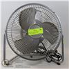 Image 1 : PELONIS 10 INCH 2-SPEED TABLE/FLOOR FAN - ALL METAL, LIGHTWEIGHT, WORKING