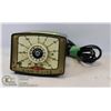 Image 1 : VINTAGE "TIME-O-LITE" LIGHT TIMER- MODEL GR-72 WORKS GREAT