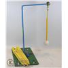 Image 1 : GOLF PRACTICE TOOL METAL BASE WITH SWINGING BALL. GREAT FOR BACKYARD.