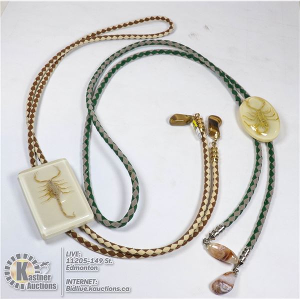 VINTAGE 1970'S 2 BOLO BOW TIES