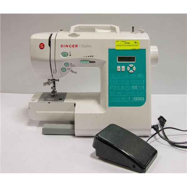 SINGER STYLIST SEWING MACHINE