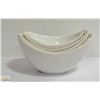 Image 1 : 5 PC OVAL HANDLED BOWL SET