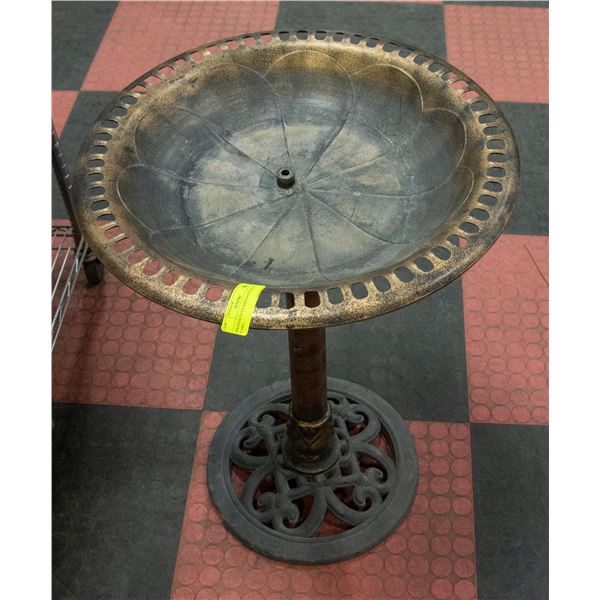 PLASTIC BRONZE GOLD BIRD BATH FOR THE YARD