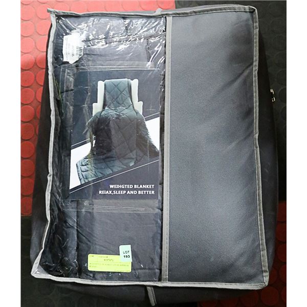 WEIGHTED BLANKET 25LB, APPROX 80 X 87