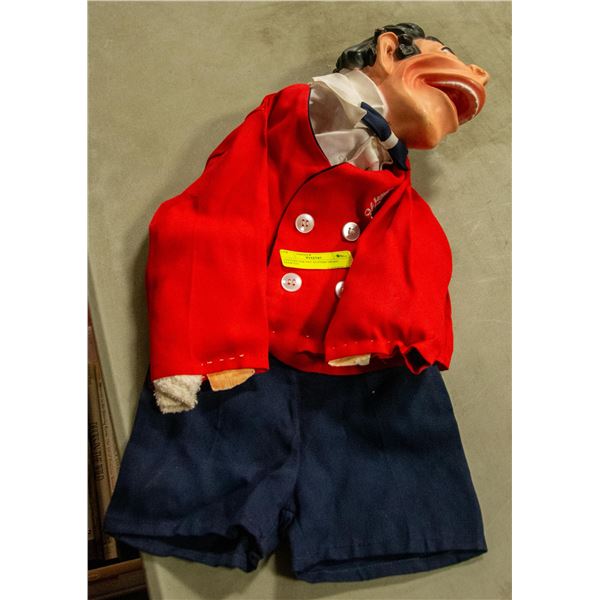 VENTRILIQUIST SUITED DEAN MARTIN