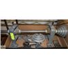 Image 1 : DOUBLE ARBOURS ADJUSTING SHAFT AND PULLYS AND