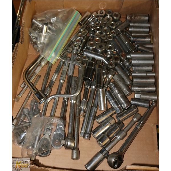 LARGE 3/8 INCH AND 1/4 INCH SOCKET SET WITH