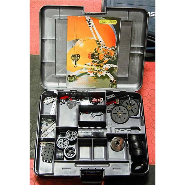 MECCANO SET WITH CARRYING CASE