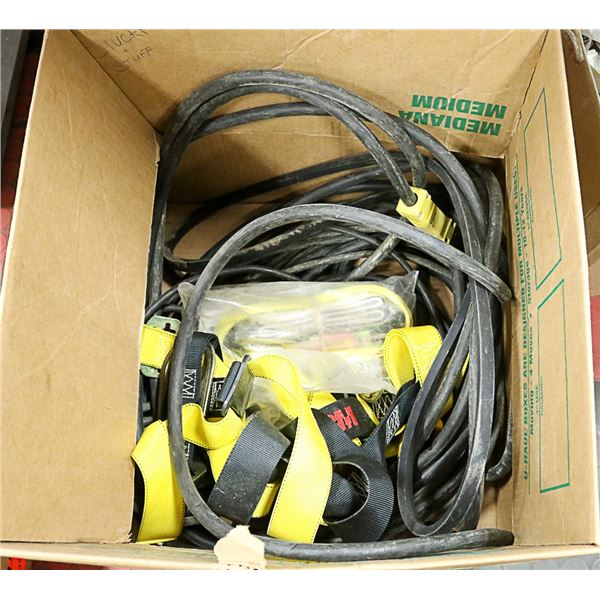 BOX LOT OF MISCELLANEOUS WORK ITEMS