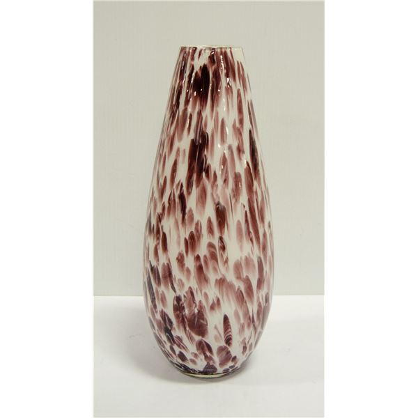 TALL ART GLASS PURPLE AND WHITE VASE