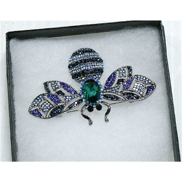 WASP RHINESTONE BROOCH