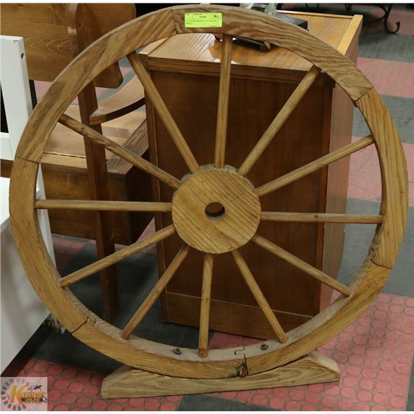 OUTDOOR DECORATIVE WAGON WHEEL