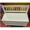 Image 1 : WHITE STORAGE BENCH