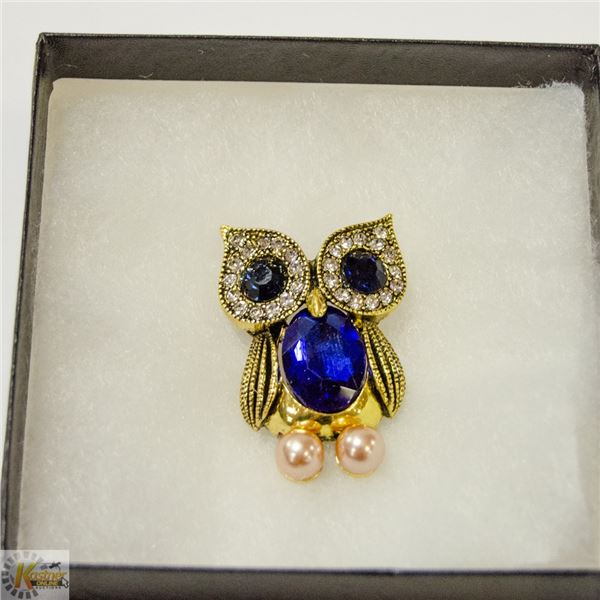 OWL RHINESTONE BROOCH
