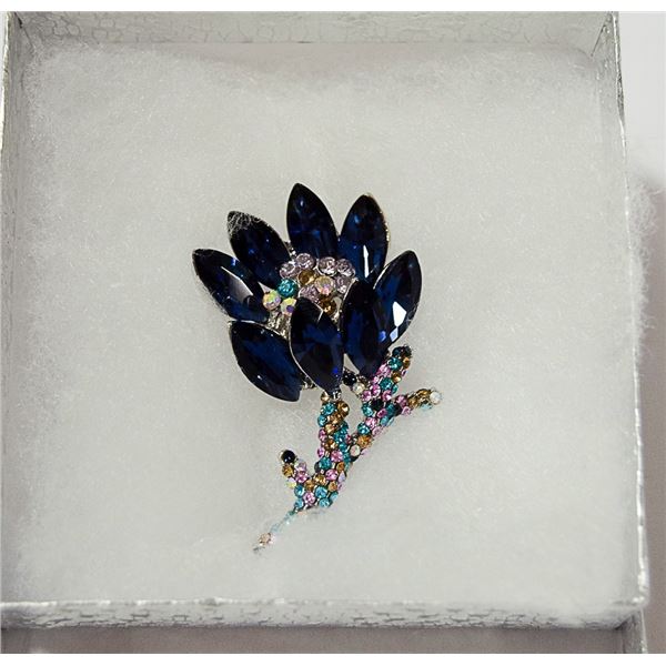 FANCY FLOWER WITH MARQUIS CUT RHINESTONE BROOCH
