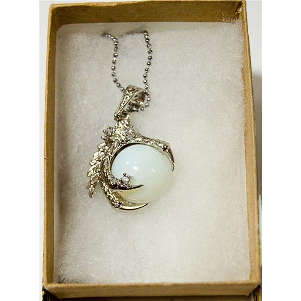 OPAL STONE IN CLAW NECKLACE STAMPED 925