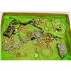 Image 1 : FLAT OF VINTAGE JEWELRY