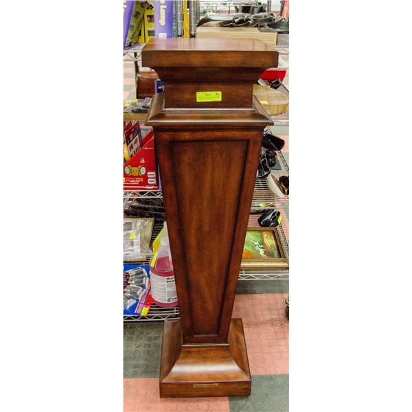 ETHAN ALLEN MAHOGANY WOOD PEDESTAL FOR STATUE