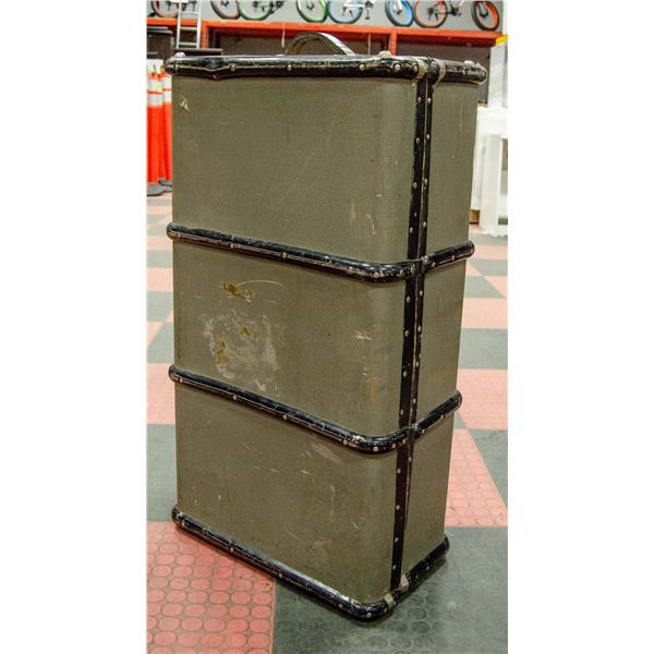 LEATHER & WOOD STRAPPED SUITCASE LARGE