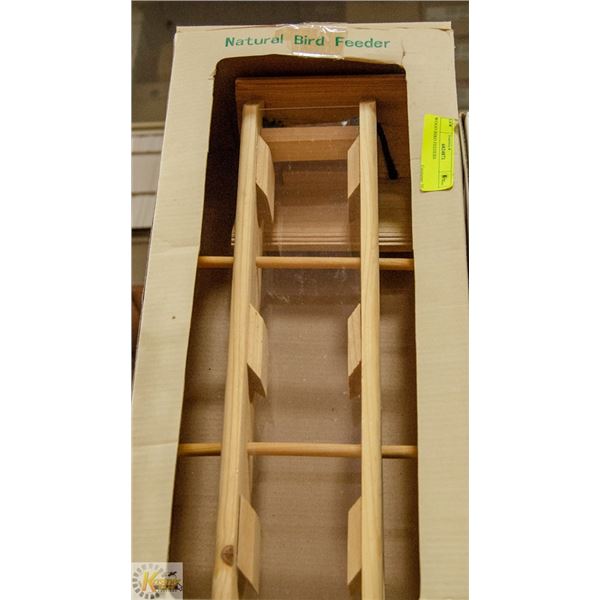 WOOD BIRD FEEDERS