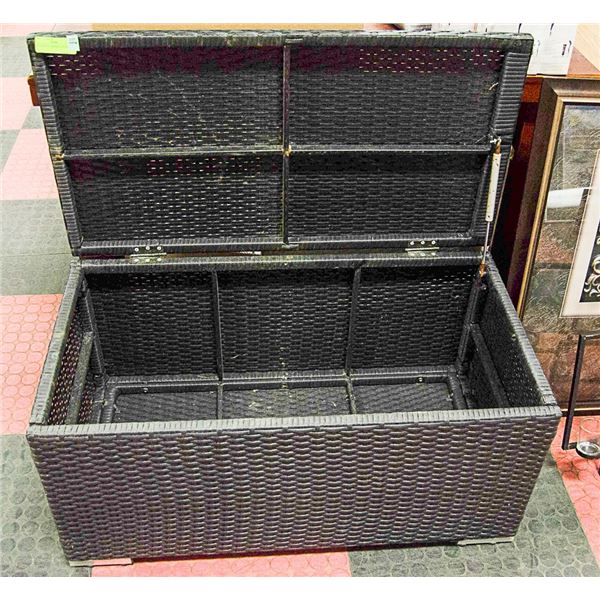 34" X 18" X 15" WICKER DECK BOX