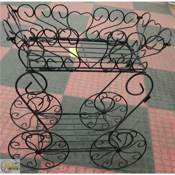VINTAGE WIRE PLANTER STAND 19" WIDE X 24" TALL