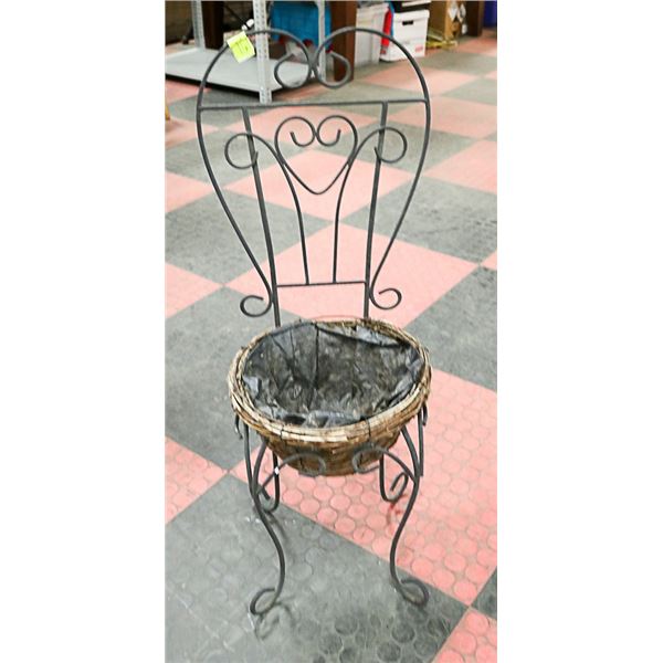 VINTAGE GARDEN CHAIR PLANTER METAL