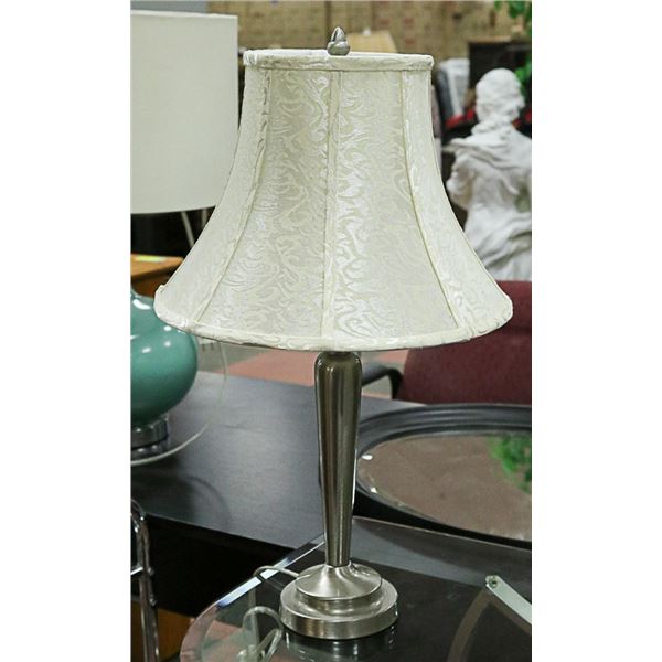 METAL TABLE LAMP