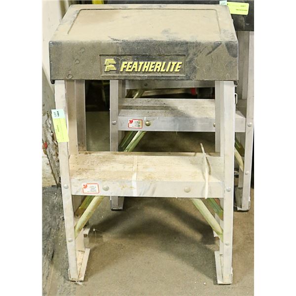 2 TWO FOOT FOLDING LADDERS