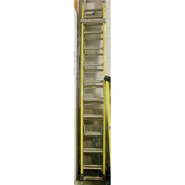 12'  APPROX. FOOT EXTENSION LADDER