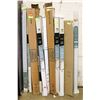 Image 1 : LOT OF 18 NEW ASSORTED BLINDS