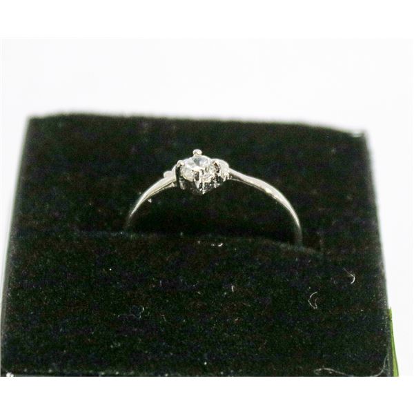 VINATGE .925 STERLING SILVER CZ ENGAGEMENT RING