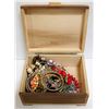 Image 2 : VINTAGE TONGUE & GROVE JEWELLERY BOX WITH CONTENTS