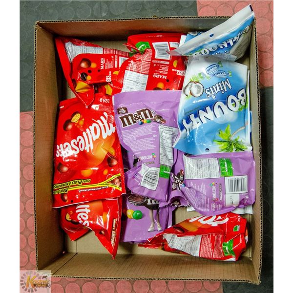 FLAT OF CHOCLATE BARS LOT