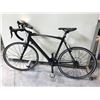 Image 1 : BLACK 20 SPEED NO NAME 22" FRAME ROAD BIKE