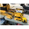 Image 1 : 8 DEWALT 20V BATTERIES