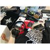 Image 2 : LOT OF MISC. ELECTRONICS AND HOUSEHOLD ITEMS