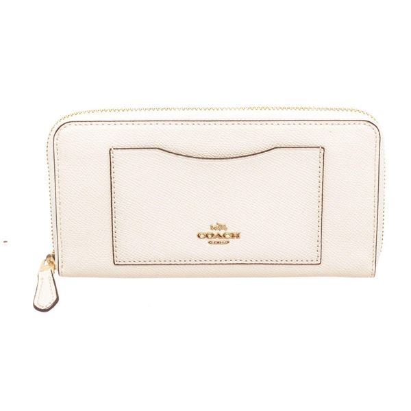 Coach White Crossgrain Leather Zippy Wallet