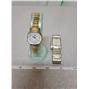 Image 2 : 2 watches - 1 ladies Timex Indiglo, 1 Men's terner