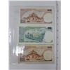 Image 2 : 3 foreign bank notes