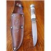 Image 1 : Vintage hunting knife & sheath