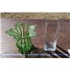 Image 1 : Green Vase & Tall Vase