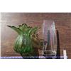 Image 2 : Green Vase & Tall Vase